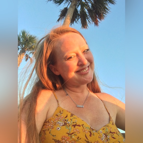 Meet your Posher, Jessica - Picture 9 of 15